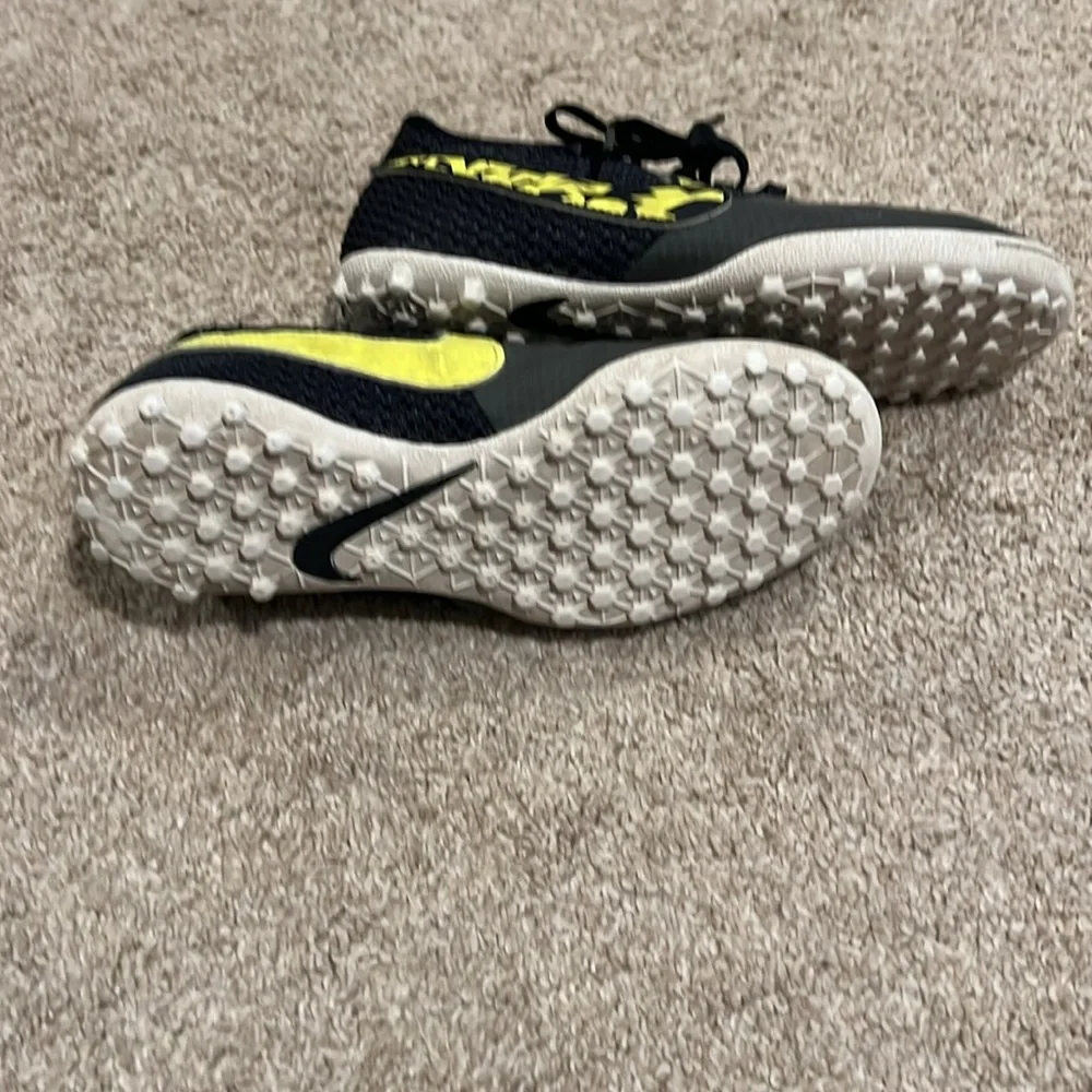 Nike Elastic Pro III Turf Soccer Cleats